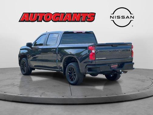 Dark Ash Metallic 2023 Chevrolet Silverado 1500 LT