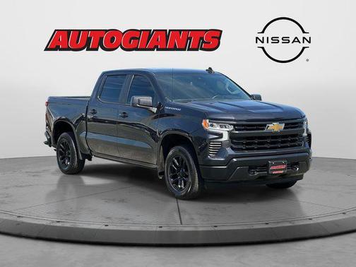Dark Ash Metallic 2023 Chevrolet Silverado 1500 LT