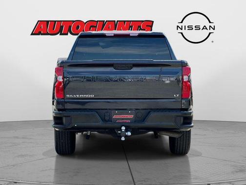 Dark Ash Metallic 2023 Chevrolet Silverado 1500 LT