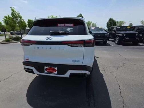 2023 INFINITI QX60 Pure
