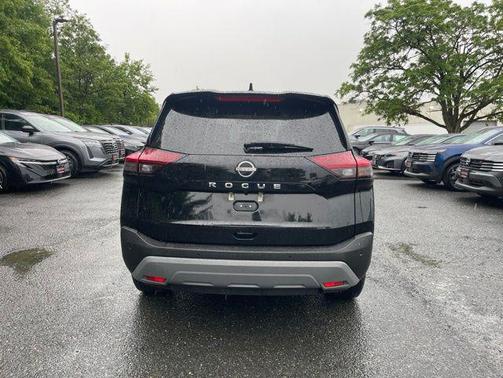 Super Black 2023 Nissan Rogue S