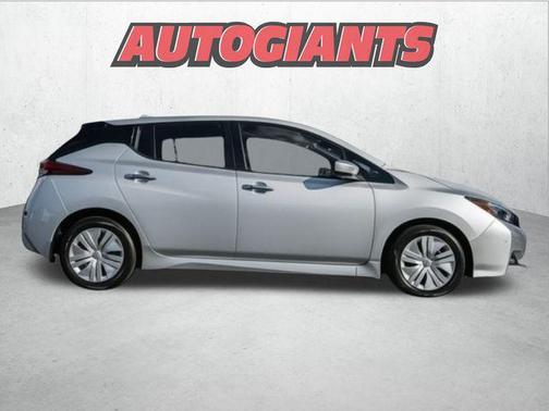 2023 Nissan Leaf S 40 kWh