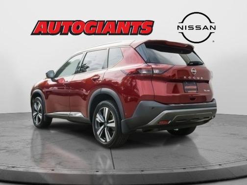 2022 Nissan Rogue SL