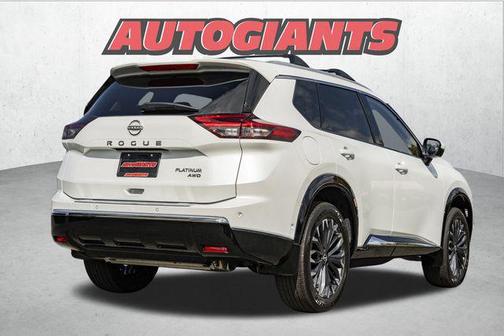 2025 Nissan Rogue Platinum