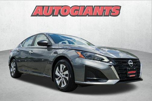 2025 Nissan Altima S FWD