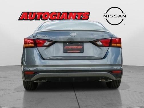 2025 Nissan Altima S FWD