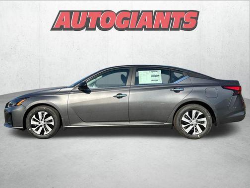 2025 Nissan Altima S FWD