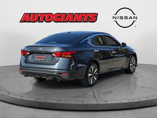 2021 Nissan Altima 2.5 SV