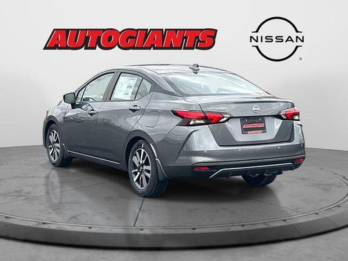 2025 Nissan Versa 1.6 SV