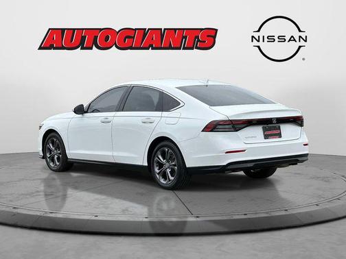 Platinum White Pearl 2023 Honda Accord EX