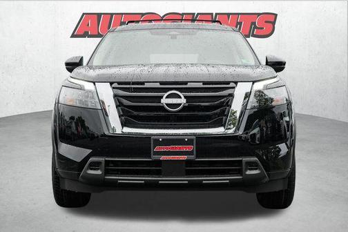 2025 Nissan Pathfinder SV 4WD