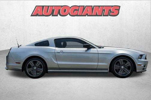 2014 Ford Mustang V6