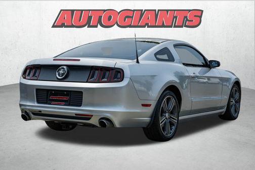 2014 Ford Mustang V6
