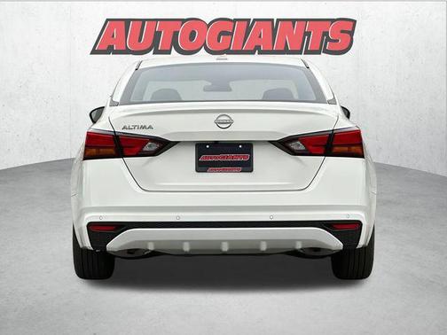 2025 Nissan Altima S FWD