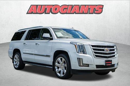 2017 Cadillac Escalade ESV Luxury
