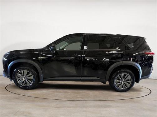 2025 Nissan Pathfinder S