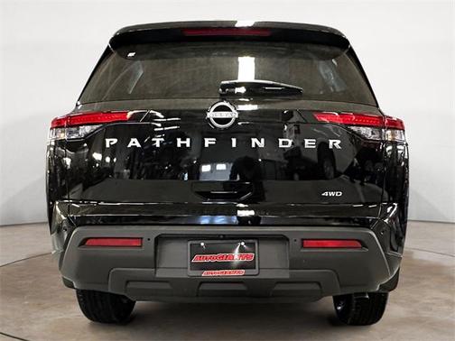 2025 Nissan Pathfinder S 4WD