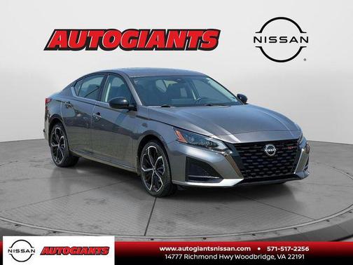 Gun Metallic 2023 Nissan Altima SR Intelligent AWD