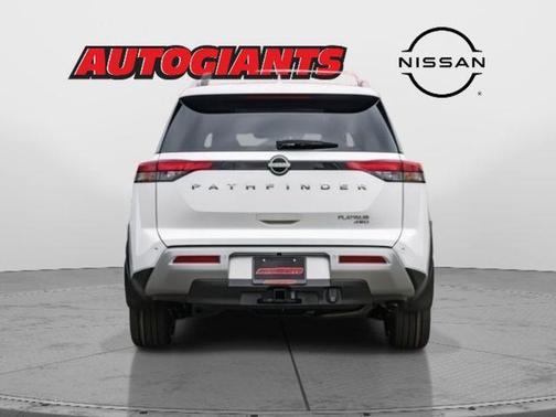 2025 Nissan Pathfinder Platinum 4WD
