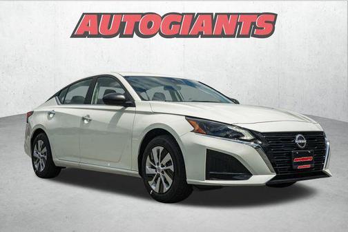 2025 Nissan Altima S FWD