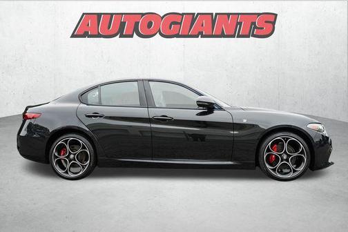 2022 Alfa Romeo Giulia Ti