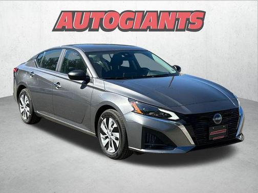 2025 Nissan Altima S FWD