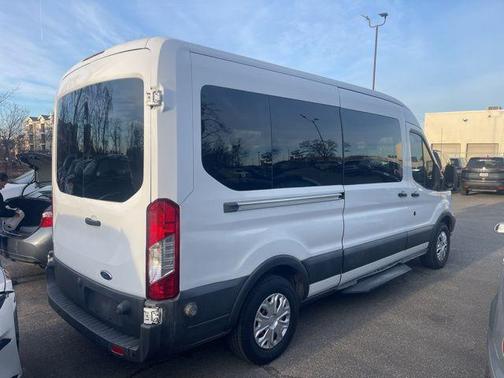 2017 Ford Transit-350 XLT