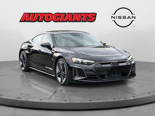 Black Metallic 2022 Audi RS e-tron GT quattro