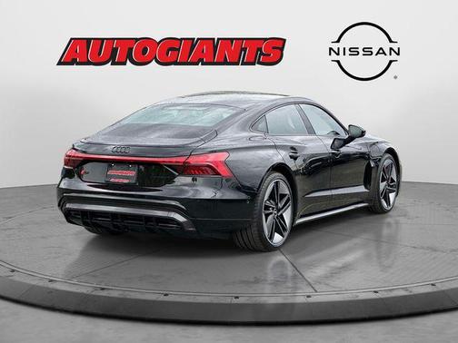Black Metallic 2022 Audi RS e-tron GT quattro