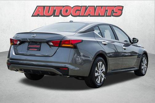2025 Nissan Altima S FWD
