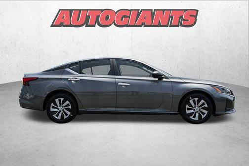 2025 Nissan Altima S FWD