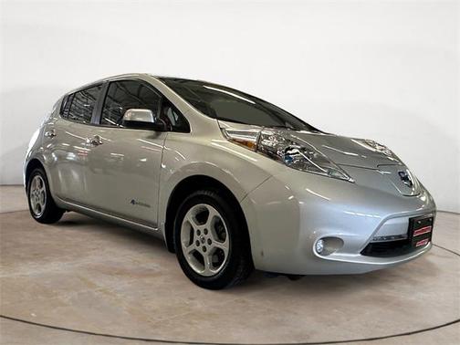 2014 Nissan Leaf SV
