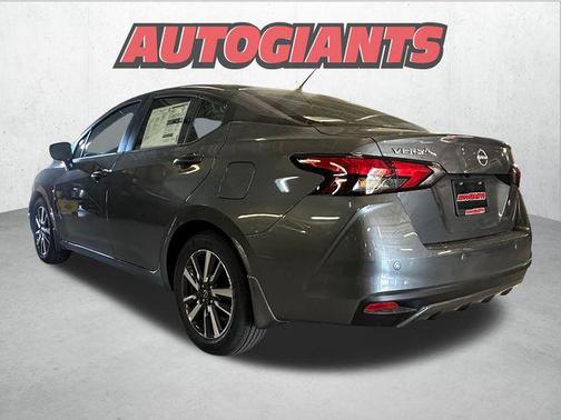 2025 Nissan Versa 1.6 S