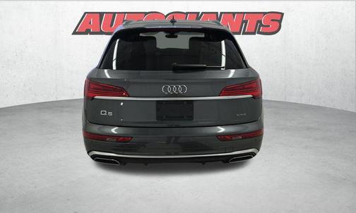 2022 Audi Q5 45 S line Premium