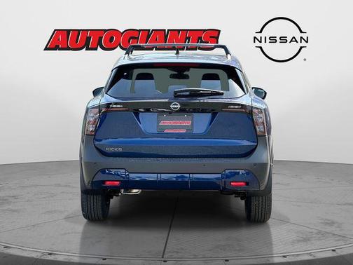 Deep Blue Pearl 2026 Nissan Kicks SV