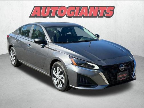 2025 Nissan Altima S FWD