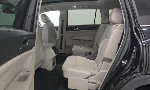 2022 Volkswagen Atlas 3.6L SE w/Technology