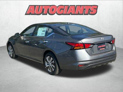 2025 Nissan Altima S FWD