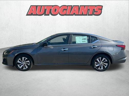 2025 Nissan Altima S FWD