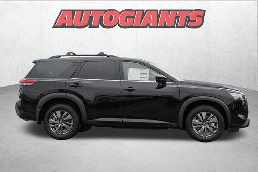 2025 Nissan Pathfinder SV 4WD