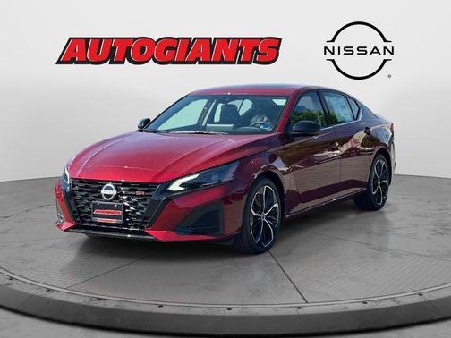 Scarlet Ember Tintcoat 2026 Nissan Altima SR FWD
