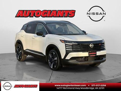 2025 Nissan Kicks SR