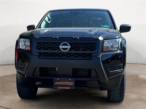 2025 Nissan Frontier S