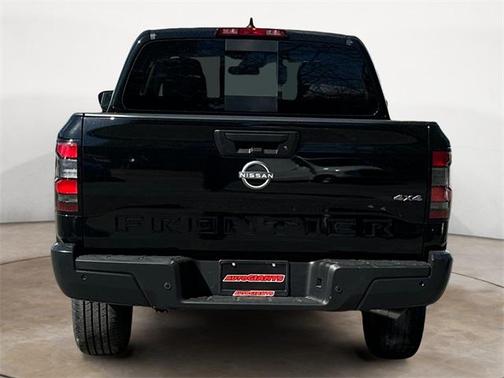 2025 Nissan Frontier S