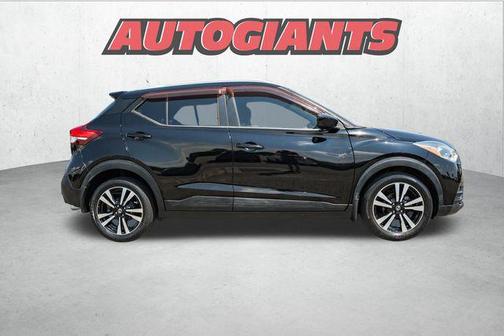 2019 Nissan Kicks SV