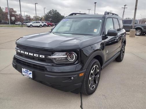 Photo 2 of 20 of 2022 Ford Bronco Sport Outer Banks