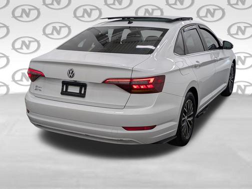 Pure White 2019 Volkswagen Jetta 1.4T SE