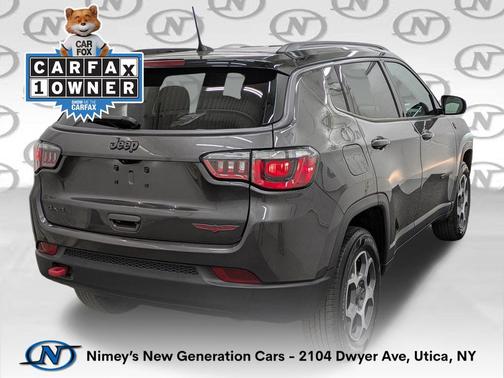 Granite Crystal Metallic Clearcoat 2022 Jeep Compass Trailhawk