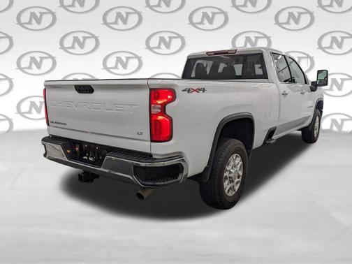 Summit White 2022 Chevrolet Silverado 2500 LTZ