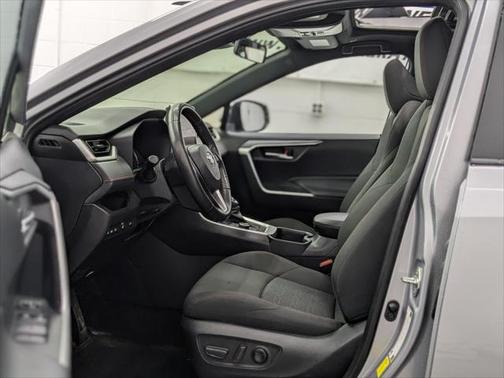2024 Toyota RAV4 Prime SE